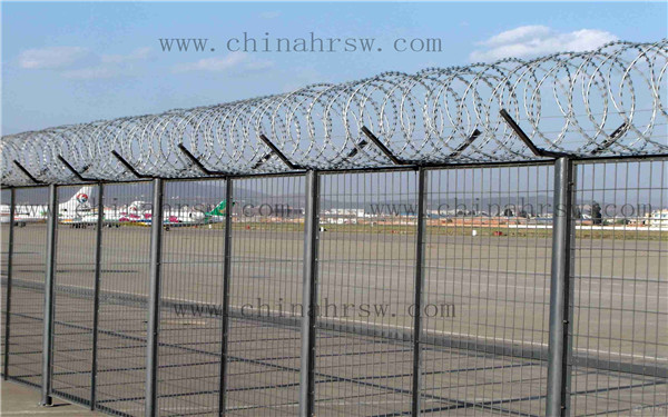 機(jī)場護(hù)欄網(wǎng)的應(yīng)用 機(jī)場護(hù)欄網(wǎng)的應(yīng)用