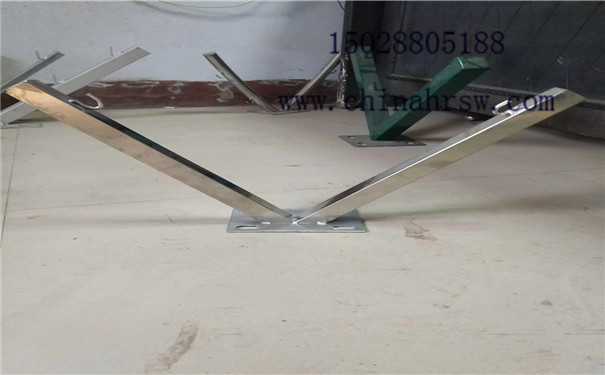 刺繩立柱 刺繩立柱