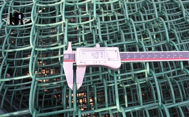 影響鍍鋅刺繩防護網性能的幾個因素 影響鍍鋅刺繩防護網性能的幾個因素